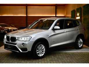 BMW X3 XDrive20i High Executive - Keyless Entry - 360Camera - HUD - Dodehoekassistent - Sportstoelen Leer - Xenon - Verkeersbord -