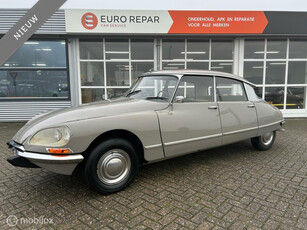 Citroen DS 20 D Special / Half Automaat