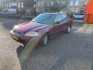 Honda Civic 1.5i LS VTEC-E! 180 DKM NAP! 2e eigenaar! NW APK!!