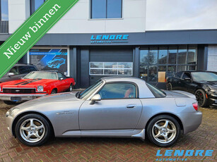 Honda S2000 2.0i - 2de eigenaar en maar 52000km!