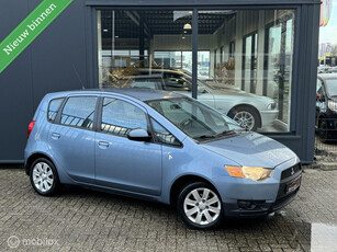 Mitsubishi Colt 1.3 Invite / Automaat / NAP / Elektra Pakekt