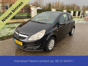 Opel Corsa 1.0-12V Essentia Keurig Nette Auto