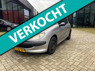 Peugeot 206 1.4 XT APK tot 05-2025 !