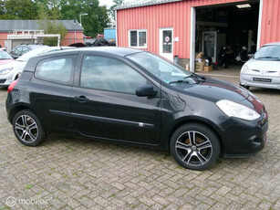 Renault Clio 1.2 Expression APK 07-2025 LM velgen radio USB