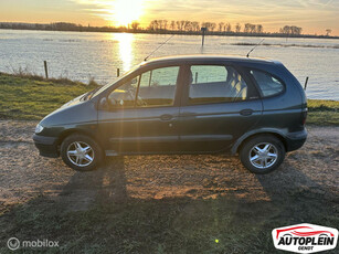 Renault Megane Scenic 2.0 RT KOOPJE!