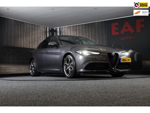 Alfa Romeo GIULIA 2.0 T AWD Veloce / 280 PK / AUT / Leder Interieur / HK / Elek Stoelen / Camera / Navi / Ecc / Led / Pdc / 19 In