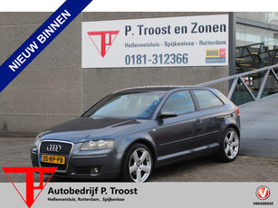 Audi A3 2.0 FSI Ambition MEENEEMPRIJS!! Climate control/Radio/Cruise control/Trekhaak/Lichtmetalen velgen/Elektrische ramen/Elektrisch v