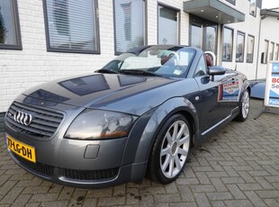 Audi TT 1.8 T QUA RO ROADSTER INCL Hardtop Schi erende auto YoungTime