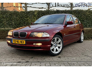 BMW 3-serie 320i Sport 6 cilinder ORG. NED. Zeer nette staat