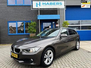 BMW 3-serie Touring 316i High Executive 136PK|Origineel NL|Prof Navi|Automaat|Leder|Trekhaak|StoelVW|Xenon|Climate|Isofix|Camera