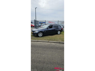 BMW 3-serie Touring 318i High Executive