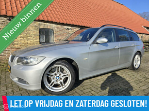 BMW 3-serie Touring 330xi Dynamic Executive Xenon, half leer