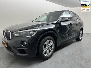 BMW X1 SDrive20i Centennial High Executive # Pano # Leder # Trekhaak #Head-Up # Navi