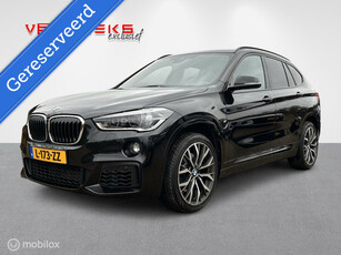 BMW X1 sDrive20i High Executive M-Sport / Pano / Leer / HUD