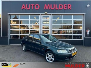 Honda Civic 1.5I VTEC-E / AIRCO TREKHAAK APK NIEUW NAP! RIJKLAAR!