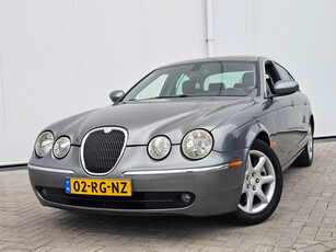 Jaguar S-type 2.7D V6 Executive bj 2005 Leer/Navi Nette Auto!