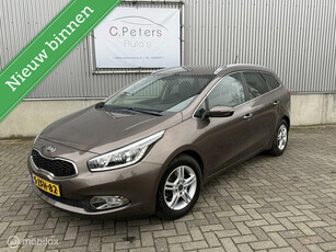 Kia cee'd Sportswagon 1.6 GDI DynamicLine 2015 / Navigatie / Camera / Cruisecontrol / NAP