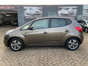 Kia Venga 1.4 CVVT First Edition 77.244 Kilometer n.ap - Airco ecc - Cruise - Bluetooth/handsfree - Navi/camera - Pdc - Trehaak