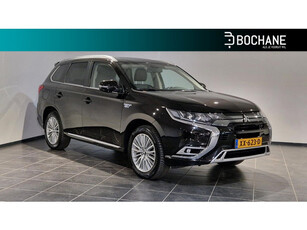 Mitsubishi Outlander 2.4 PHEV Intense+ | Afneembare Trekhaak | Schuifdak