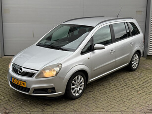 Opel Zafira 2.2 Temptation l 7 Persoons l 6 bak l nwe Motor l Rijdt & SChakelt zeer goed l