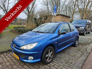 Peugeot 206 1.4 Koppakking lek