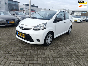 Toyota Aygo 1.0 EERTE EIGENAR/NAP/AIRCO/NIEUW APK