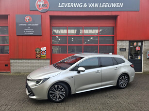 Toyota Corolla Touring Sports 2.0 Hybrid Dynamic Touring Sports Parkeersensoren achter/ Stoelverwarming/ Rijklaarprijs!