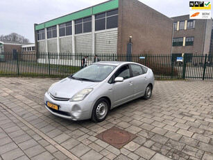 Toyota Prius 1.5 VVT-i Tech Edition Navi.Camera.Airco