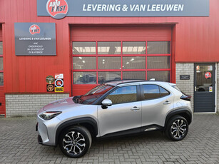 Toyota Yaris Cross 1.5 Hybrid Business Plus Navigatie/ Parkeersensoren V+A/ LM velgen Rijklaarprijs!