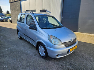 Toyota Yaris Verso 1.3-16V VVT-i Luna AIRCO.Elekt Ramen