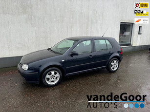 Volkswagen Golf 2.0 Trendline, '02, climate controle, trekhaak, jaar apk !