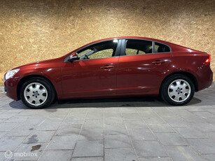 Volvo S60 1.6 T4 Aut. - 1e eigenaar - Volvo dealer onderh.