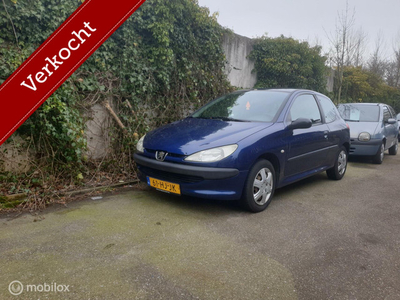 Peugeot 206 1.4 Gentry APK 28-03-2024 VERKOCHT!!