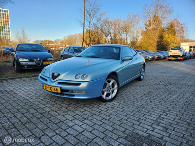 ALFA GTV 1.8-16V OOGVERBLINDENDE SPORTWAGEN