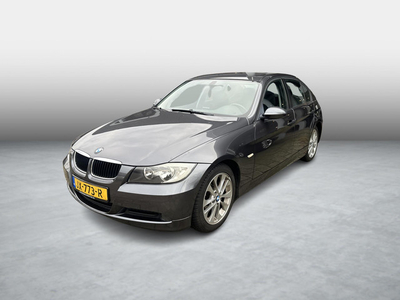 BMW 3-serie 318i High Executive