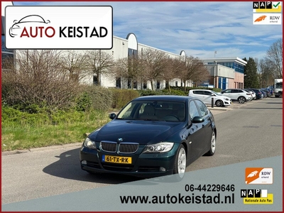 BMW 3-serie 325i High Executive LEDER/XENON/STOELVERWARMING! NETTE STAAT!