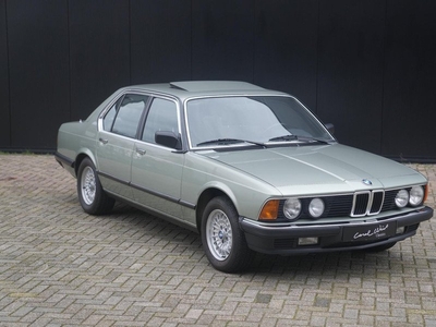 BMW 732I