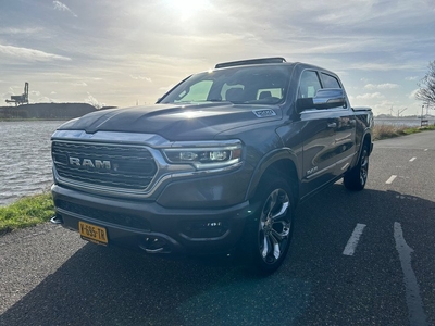 Dodge Ram 1500 5.7 V8 4x4 Crew Cab 5'7 Limited