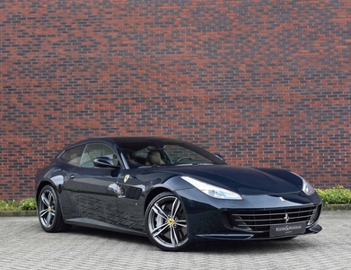 Ferrari GTC4 6.3 V12 Lusso *6.2 V12*Passenger Display*Lift*Panorama*