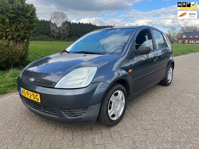 Ford Fiesta 1.3 Ambiente / airco / nieuwe apk! tot 03-2025