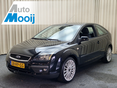 FORD FOCUS 1.6-16V First Edition *Automaat* Cruise Control / ECC Clima / Trekhaak / 18'' LMV / Org.NL!