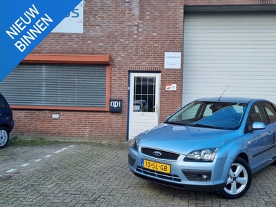 Ford Focus 1.6-16V Futura 1e eigenaar APK Trekhaak Cruise NAP Airco