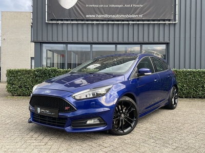 Ford Focus ST 2.0 250pk Clima Recaro 18Inch Kleppenuitlaat 64dkm!!