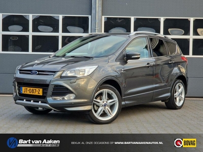 Ford Kuga 1.5 Titanium Styling 19inch Trekhaak Elektr. achterklep Navi winterpack