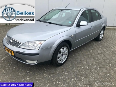 Ford Mondeo 1.8-16V Futura