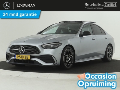 Mercedes-Benz C-Klasse 180 AMG Line | Panoramadak | Achteruitrijcamera | Leder | Nightpakket | Sfeerverlichting | Inclusief 24 maanden MB Certified garantie voor Europa.