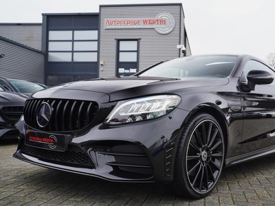 Mercedes-Benz C-klasse Coupé 180 Premium Plus Pack AMG | 63 AMG | Achteruitrijcamera | Panorama | Stoelverwarming | Facelift