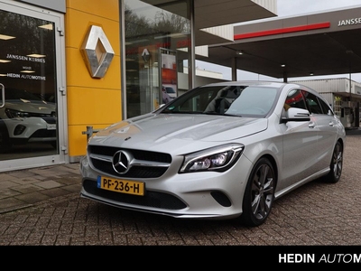 Mercedes-Benz CLA-Klasse Shooting Brake 180 Business Solution AMG NAVIGATIE / CAMERA / PARKEERSENSOREN