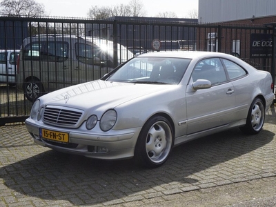 Mercedes-Benz CLK-klasse Coupé 200 Avantgarde automaat