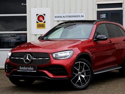 Mercedes-Benz GLC 300e 320PK PHEV Plug in 4MATIC AMG*1ste Eig*BTW*Perfect Onderh.*Panodak/Night pakket/Digi. Klokken/Sfeerverl./HUD/Diamond Grille